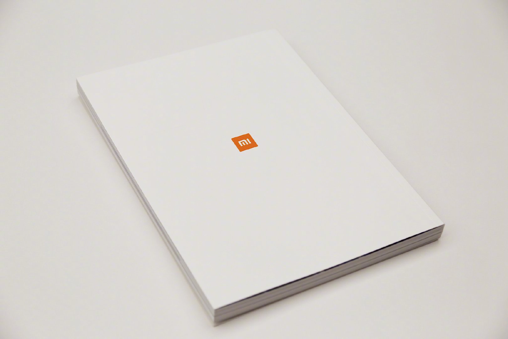 小米十周年紀(jì)念畫(huà)冊(cè)10