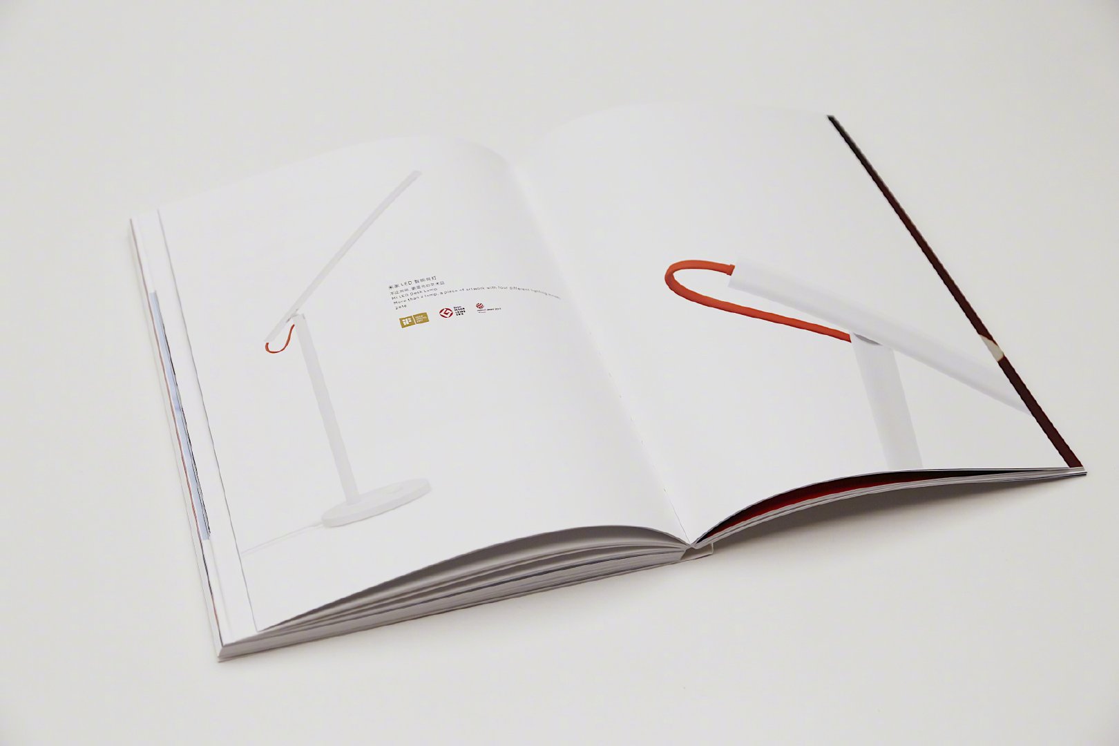 小米十周年紀(jì)念畫(huà)冊(cè)08